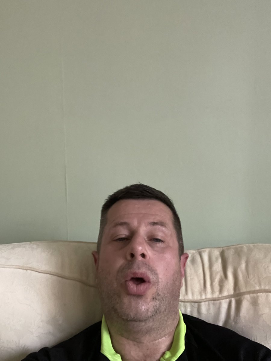 DarrEnFergu_son's tweet image. Gezzzzz!! 45 minutes on the turbo #GCN HIIT workout!! That was super tough #postchristmasworkout HR reading on MZ HR Monitor 163 😱