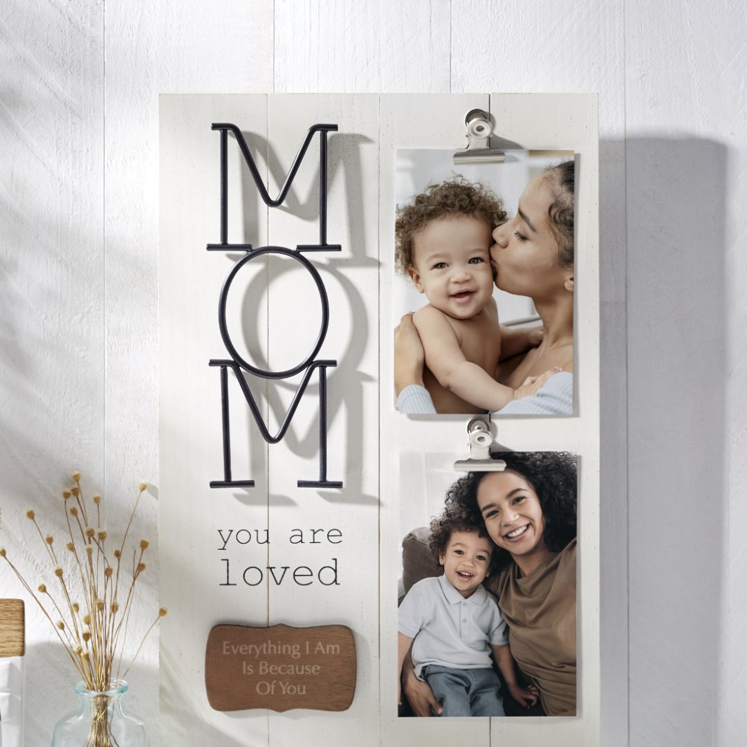 Show mom all your love on her special day with our personalized Mom Two-Clip Frame. 💗 Engrave on the bottom plate her name, the name of her children or a message of love. cstu.io/9d1c70

#mom #frame #photo #photoframe #giftidea #yourgiftsmadepersonal #personal