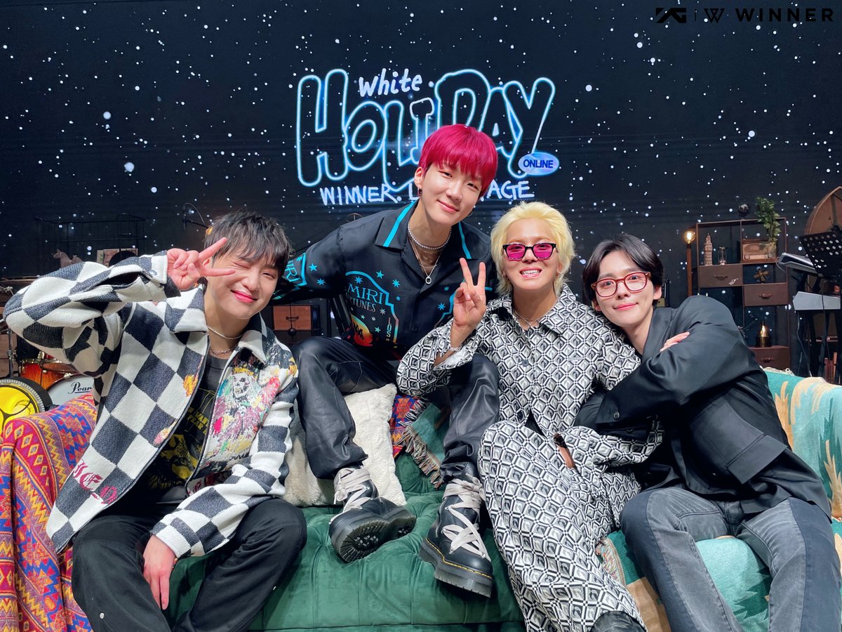 #THANKUINNERCIRCLE

WHITE HOLIDAY를
푸른 바다, 따뜻한 물결로 빛내주신
인서 여러분 감사합니다💙💙💙💙

WINNER의 2막은 계속됩니다💙

#WINNNER #위너