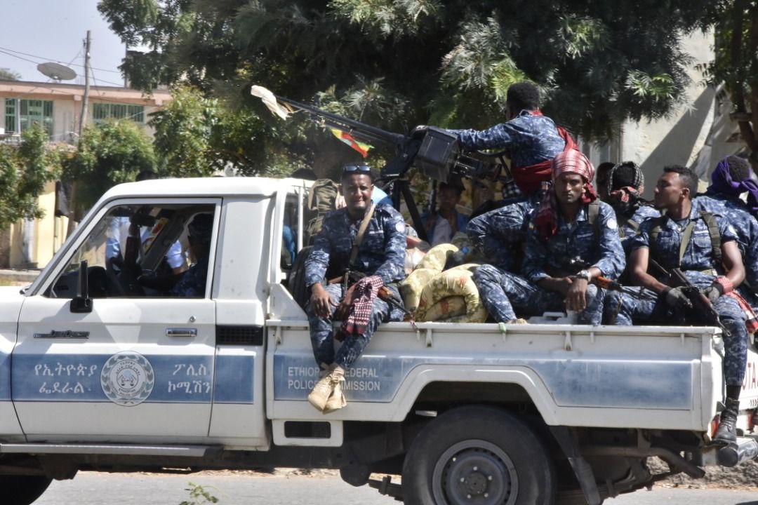 #Ethiopia|n Federal Police enters #Mekelle City of Tigray Region to guard federal facilities &amp; installations fanabc.com/english/ethiop…