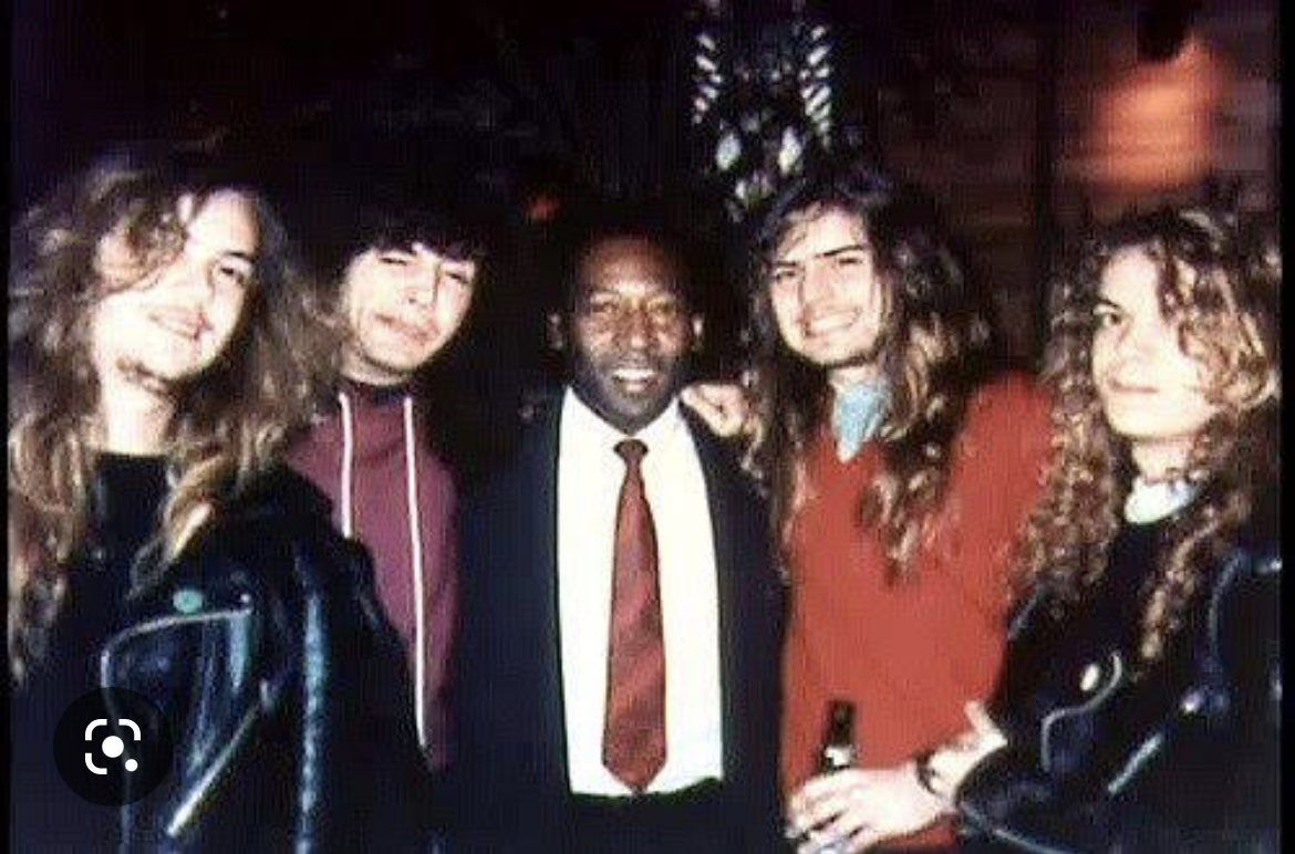 andreaskisser's tweet image. Va em paz Rei, obrigado por tanto! @sepulturacombr @Pele ❤️⚽️🎼 Simply the best!