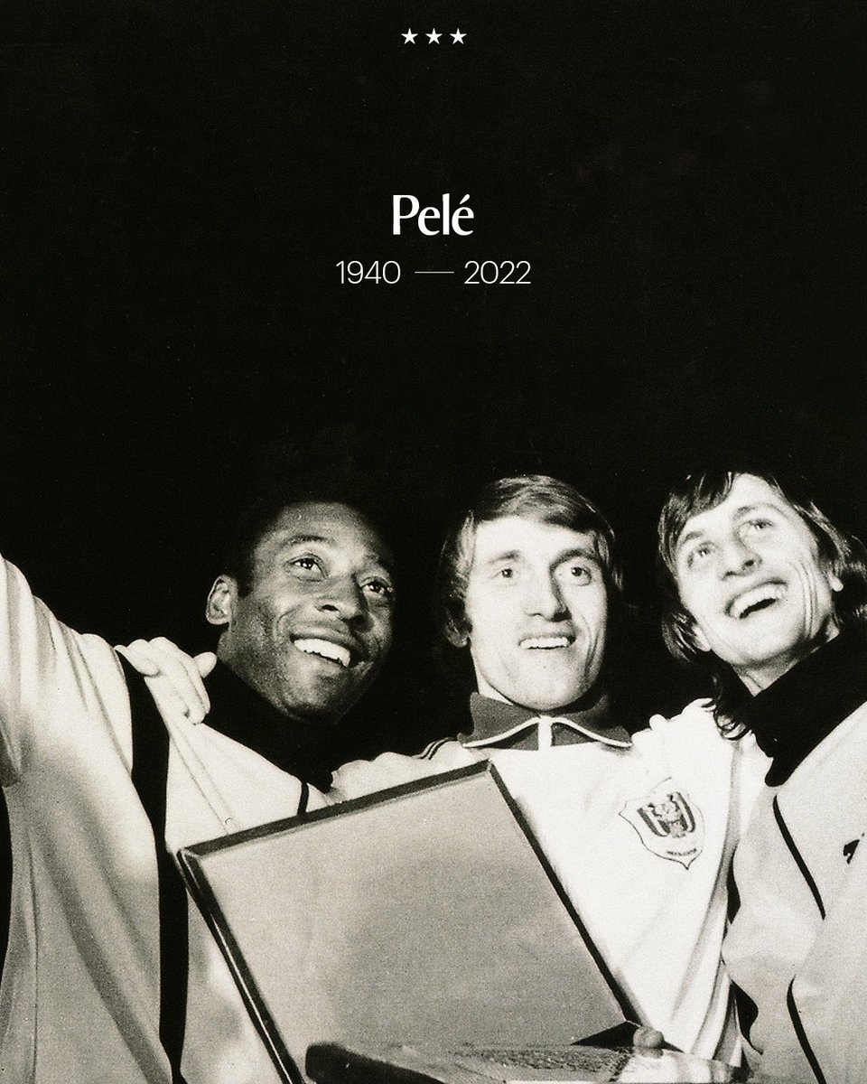 rscanderlecht's tweet photo. The beautiful game has lost a greatness. Rest In Peace, Pelé. 🖤 https://t.co/fve9RczApV