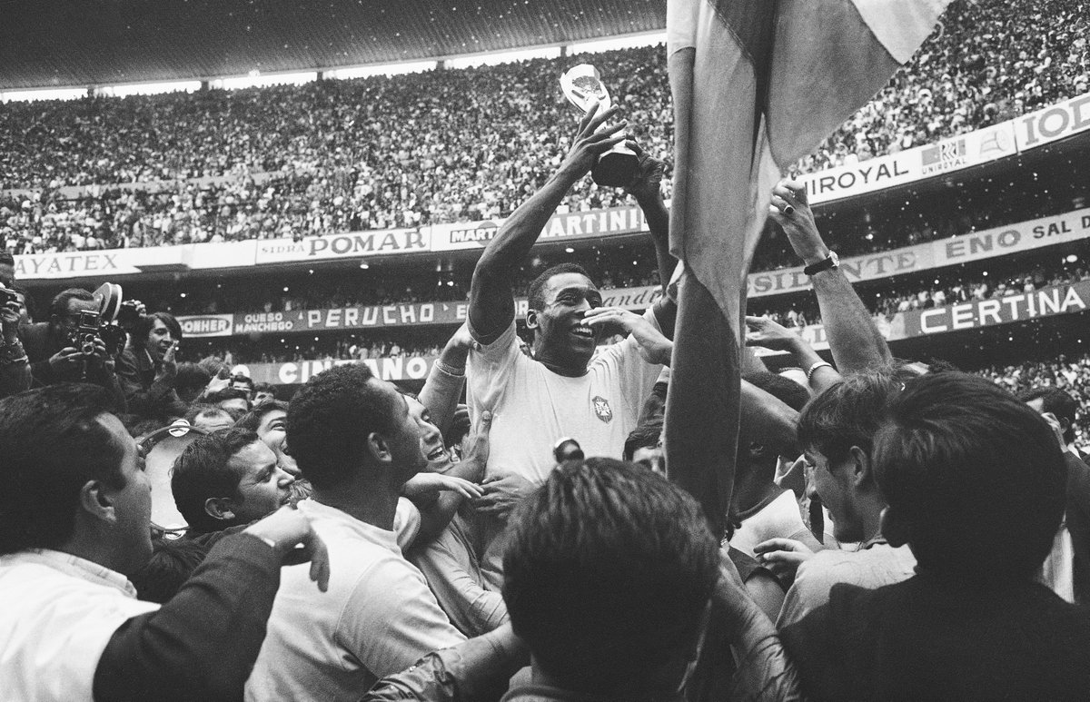 AJEnglish's tweet photo. Brazilian football icon Pele, widely regarded as the greatest player of all time and a three-time World Cup winner, has died at the age of 82.

— in pictures https://t.co/vaNVCTfoz1 https://t.co/f8L0aZn5Gj