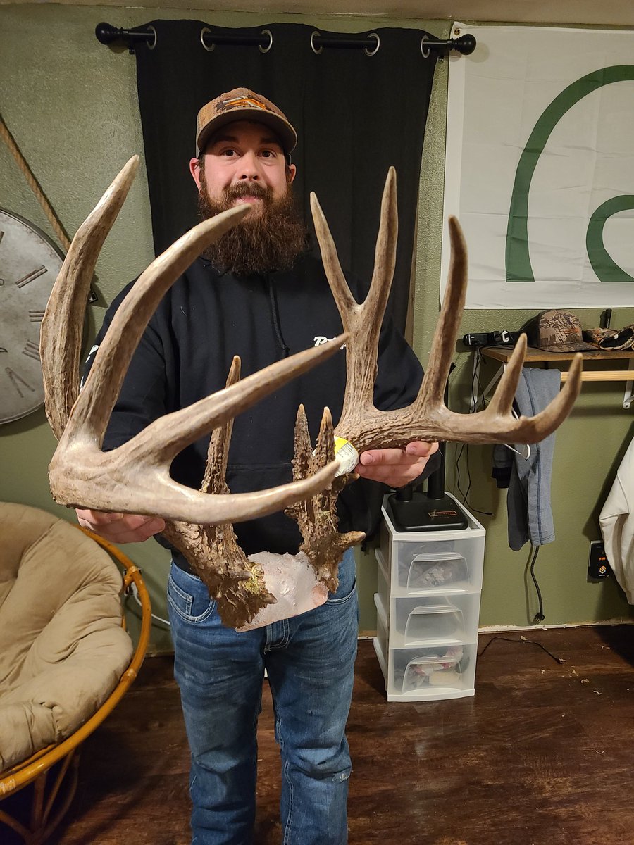 Congrats to Sean Thompson on your 207 3/8" gross Iowa Giant <a href="/DruryOutdoors/">Drury Outdoors 🦌</a> <a href="/mikehanback/">mikehanback</a> <a href="/BC_Club1887/">Boone and Crockett Club</a>