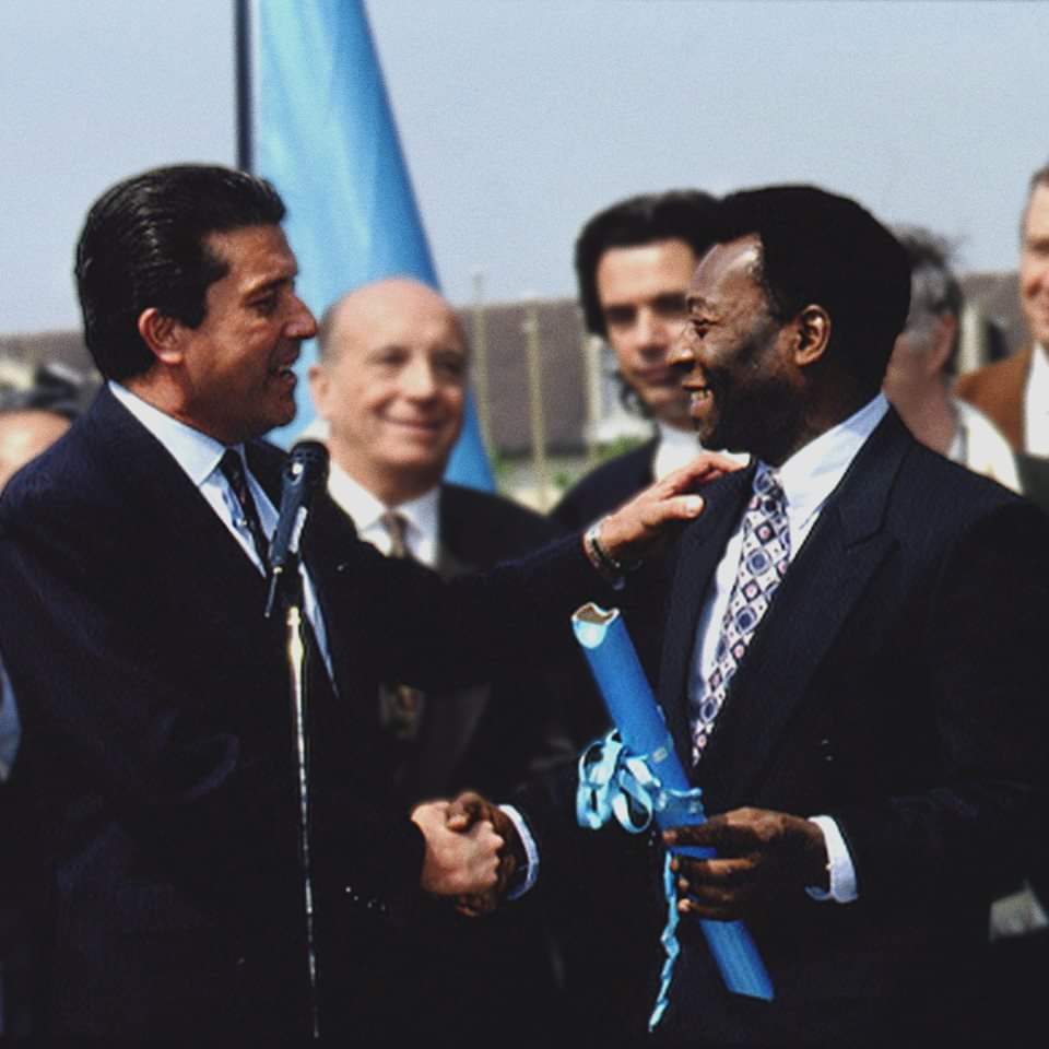 UNESCO 🏛️ #Education #Sciences #Culture 🇺🇳 (@unesco) on Twitter photo We are deeply saddened by the passing of Pelé. We extend our condoleances to the Brazilian people and the football family.
<a href="/Pele/">Pelé</a> was <a href="/UNESCO/">UNESCO 🏛️ #Education #Sciences #Culture 🇺🇳</a> Champion for Sport since 1994 and worked relentlessly to promote sport as a tool for peace. He will be greatly missed.
Até sempre, o Rei. We are deeply saddened by the passing of Pelé. We extend our condoleances to the Brazilian people and the football family.
<a href="/Pele/">Pelé</a> was <a href="/UNESCO/">UNESCO 🏛️ #Education #Sciences #Culture 🇺🇳</a> Champion for Sport since 1994 and worked relentlessly to promote sport as a tool for peace. He will be greatly missed.
Até sempre, o Rei.