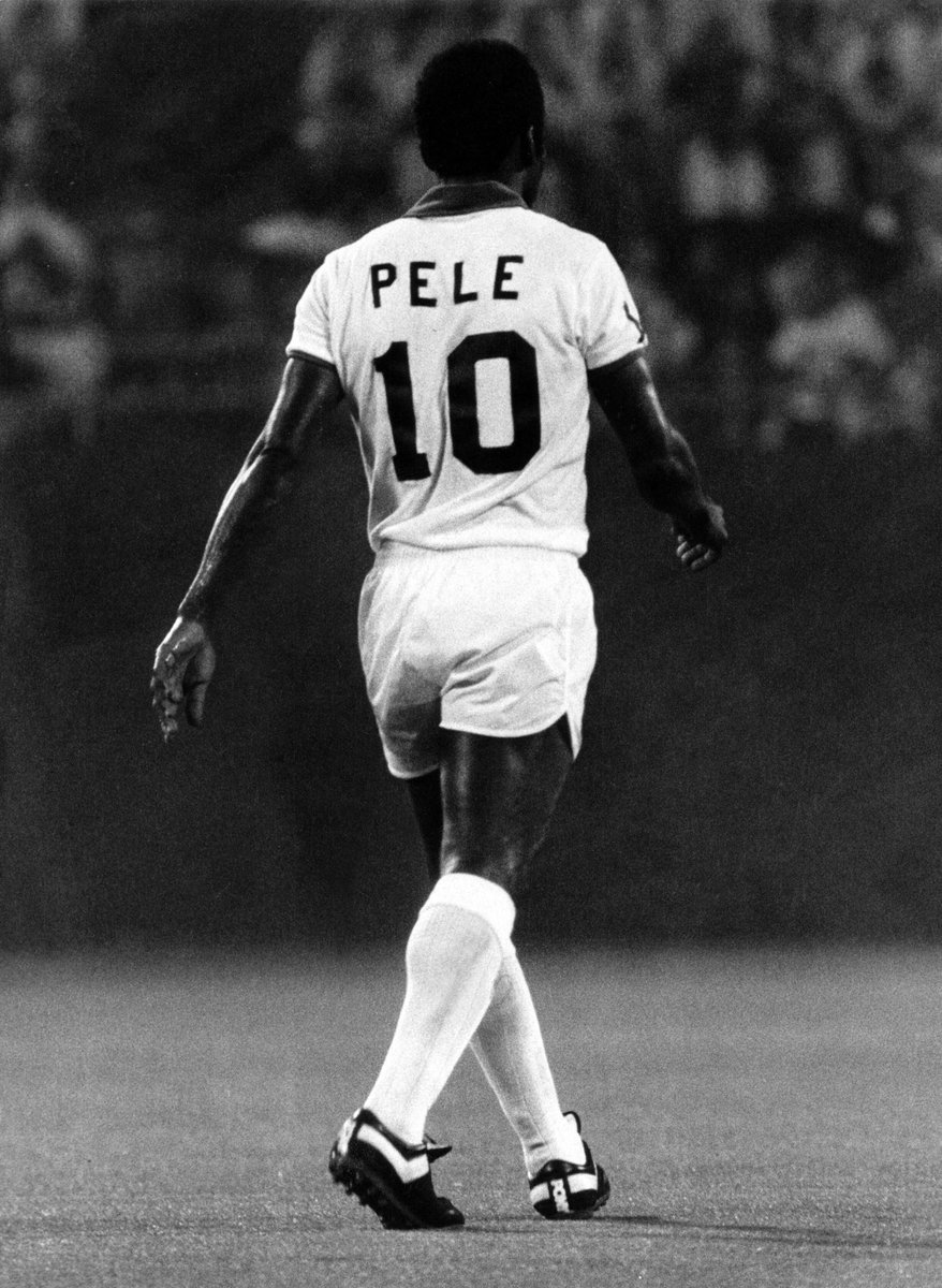 The football world has lost a legend. Rest in peace Pele 💔💫
