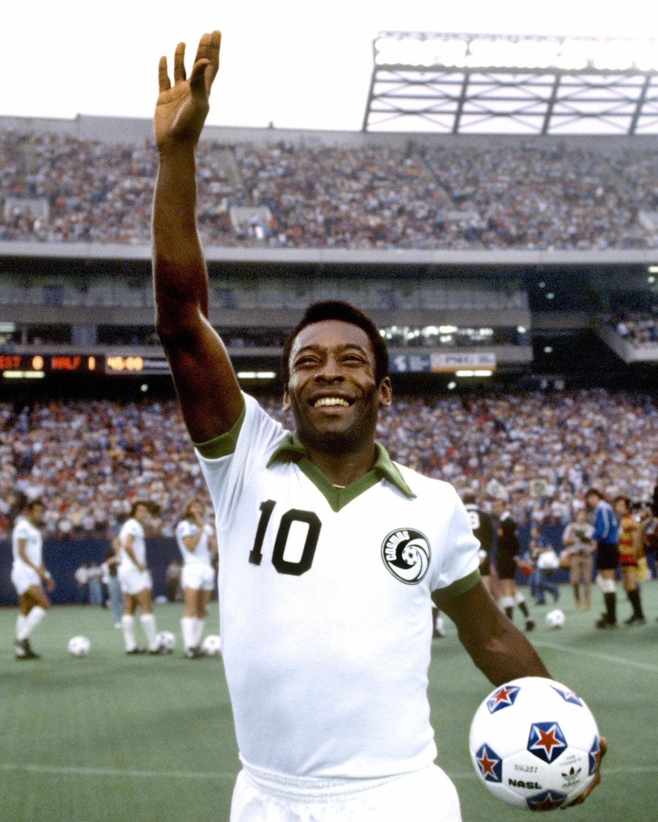 soccerdotcom's tweet photo. RIP Pelé. https://t.co/MKfUXbC72P
