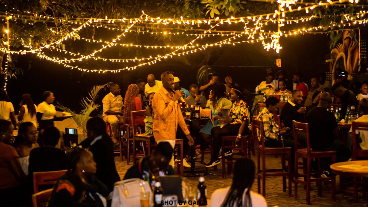 ClansmenUgg's tweet photo. It's a FULL HOUSE!!! #Underrated Listening Party #clansmen4life https://t.co/9PMg1bJdsD