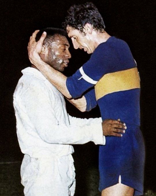 BocaJrsOficial's tweet photo. Descansa en paz, O Rei 🙏 https://t.co/s09SdUWMFo