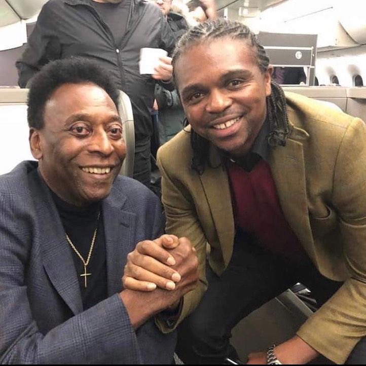 papilokanu's tweet photo. Pele 🤍 🕊 #thegreatest R I P https://t.co/4lgOkJqDUi