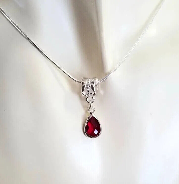 Sterling Silver Garnet Necklace Garnet Pendant #GarnetJewelry #JanuaryBirthstone #januarybirthday #Garnet #jewelry #necklaces #silvernecklace #sterlingsilver #gift #gifts #giftsforher #handmadegifts #handmadejewelry 

 ebay.com/itm/1856383441… #eBay via @eBay