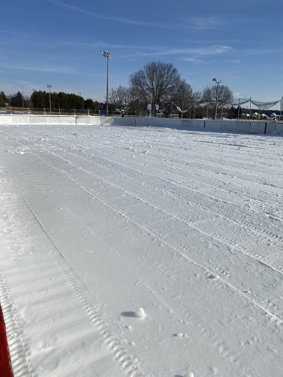 carpodr2's tweet image. Our ice making team was tricked by Mother Nature. They were about to announce an early open pre Christmas and got surprised with, well spring like weather. So they have repacked and now await freezing temps to make ice. Stay tuned here shinny lovers!