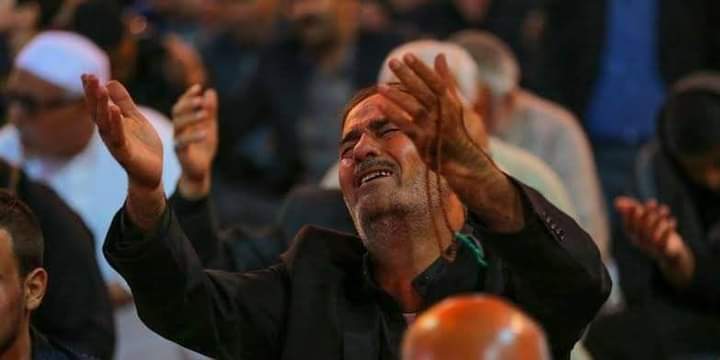 edeebtarek's tweet photo. "ياربّ جِئتُكَ والأحَمـالُ مُرهِقـةٌ
أمْشي إليكَ من التقصِيرِ فى خَجلِ!"🥺🤎 https://t.co/cgtpwQkVrB