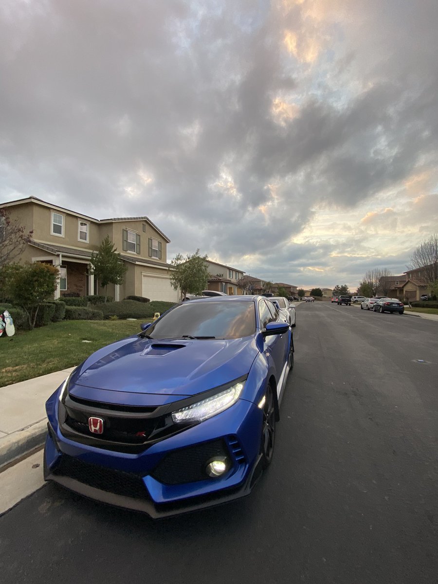 joshlyon_'s tweet photo. vehicle https://t.co/uumX1ykVPV
