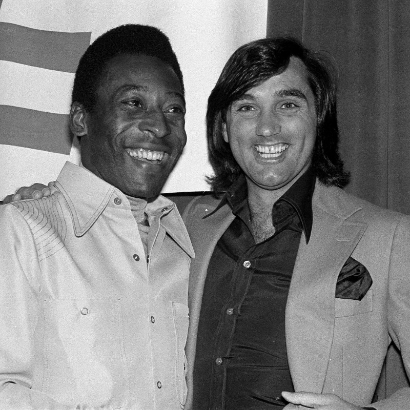 SkyNews's tweet photo. Brazilian football star Pele has died at the age of 82

Sky News looks back at the footballing icons' life in pictures 👇

📷 AP Photo/George Brich