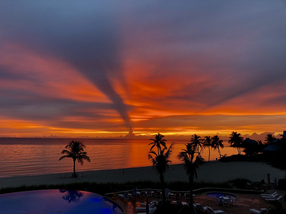 FewThing4970's tweet photo. Figured I’d show my favorite picture of 2022. I’m no photographer just love this picture I took.
#TradeCryptoSmarter #TELx #Telcoin $TEL $DFX $MATIC $QUICK $BAL $ETH #PowerSix🔥 $SOL $SAND $GHST $LINK $BTC $APE $GRT $MANA $CRV @telcoin https://t.co/5Xh3ys7mHH