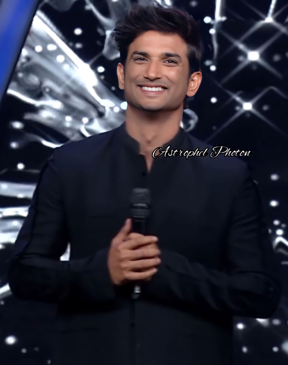 Jannat_Firdouse's tweet photo. You were born of the stars dear Sush, who left all the dust behind &amp; settled there to whom you belong to 💖

Sushant Our Guiding Star https://t.co/TKbQllfsm2