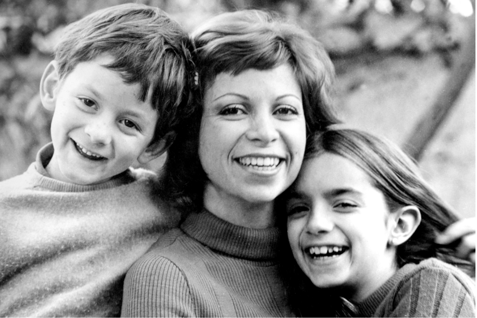 junecohen's tweet photo. p.s. Even if you know The House of the Spirits like your own family, you’ll discover new details. Like the elaborate chart of dates &amp; events her son made on the kitchen wall or how she corrected the 500p manuscript w/Tipp-ex &amp; help from her kids (below)
https://t.co/0VKlVUWjlA https://t.co/39Q0xdWcbj