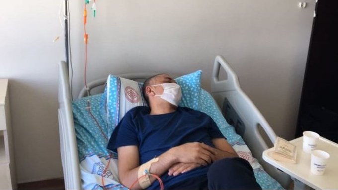 Eşimin sağ akciğerinden sonra sol akciğerinde de son iki tomografisinde sıkıntı gözüktü. Eşimin sağlıklı tedavi olabilmesi için tahliye olması gerekiyor.Zaten bir çok sıkıntılar yaşadı.Daha fazla hayatını zorlastirmayin <a href="/bybekirbozdag/">Bekir  Bozdağ</a> <a href="/profdrhalukkoc/">HALUK KOÇ</a> <a href="/gergerliogluof/">Ömer Faruk Gergerlioğlu</a> <a href="/MSTanrikulu/">Sezgin Tanrıkulu</a>