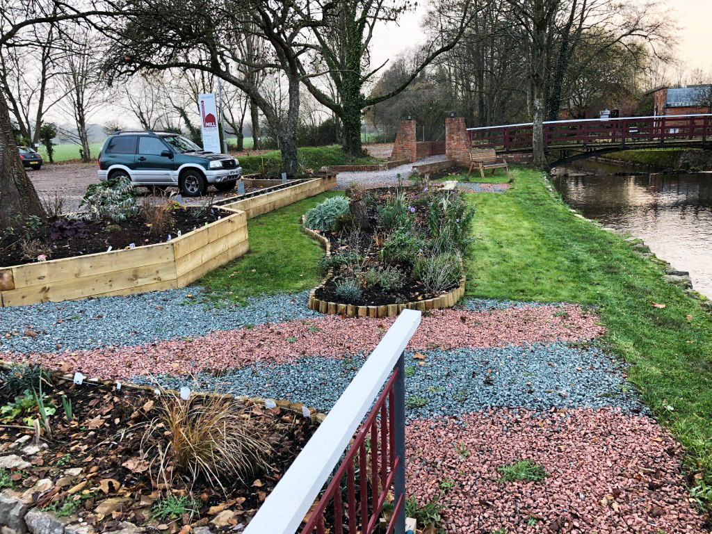X-Grid was used by <a href="/ColdharbourMill/">Coldharbour Mill</a> to create an accessible all-year round sensory garden for their visitors to enjoy!

See the X-Grid project &amp; learn more about Cold Harbour Mill here  ⏩
zcu.io/RsXS

#landscaping #gardening #paving #surfacing #sensory #sensorygarden