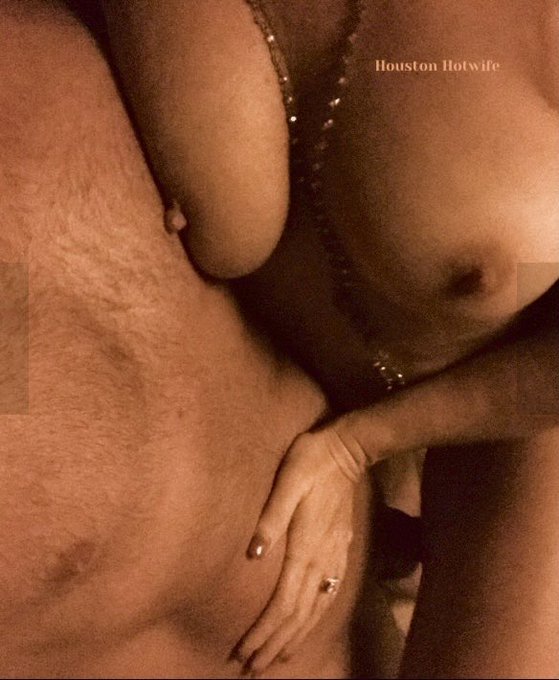 Hot Wives have Hot Husbands 🔥 It&rsquo;s true 🔥💋👅 @husband_fit @dambama2 @txcountryHW @NotYourAvgMilf @hotfun1990cpl<a class="tags" target="_blank" title="On Twitter" href="/?out=eyJ0eXAiOiJKV1QiLCJhbGciOiJIUzUxMiJ9.eyJpYXQiOjE3MjE1OTQ1OTQsImlzcyI6InR3cG9ybnN0YXJzLmNvbSIsIm5iZiI6MTcyMTU5NDU5NCwiZXhwIjoxNzUzMTMwNTk0LCJyZWRpcmVjdF91cmwiOiJodHRwczovL3R3aXR0ZXIuY29tL2h1c2JhbmRfZml0In0.-hUaBbQ-uNHP6b9kVtGC3LXN_OdaUcwOk5wwd_WQGcqw0INmF_wLuq1DAwflgWpZR8swBEpm0j_iSMEKiueHAA">@husband_fit</a><a href="/tag/sexysaturday"class="tags"><span>#sexysaturday</span></a>