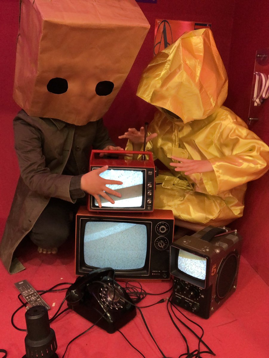 disney41o's tweet photo. 【2月】
ソウカン初出ししたり、エース久々やったり、サラとソウ借りて初めて着たり、エダミルでラブったり、リトナイやったり...めっちゃ初めて尽くし！！
借りた物も普段自分じゃやらないから楽しかったし、エダみたいな大人のお姉さん余りやった事無かったから、めっちゃ楽しかった😂🤍 https://t.co/18ubNlWS4i