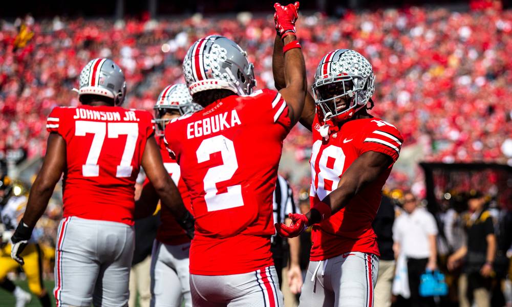 DD0456's tweet photo. Who's Winning The College Football Championship
#Bulldogs #TCUFootball
#Michigan #Ohiostate https://t.co/69LGNo47oG