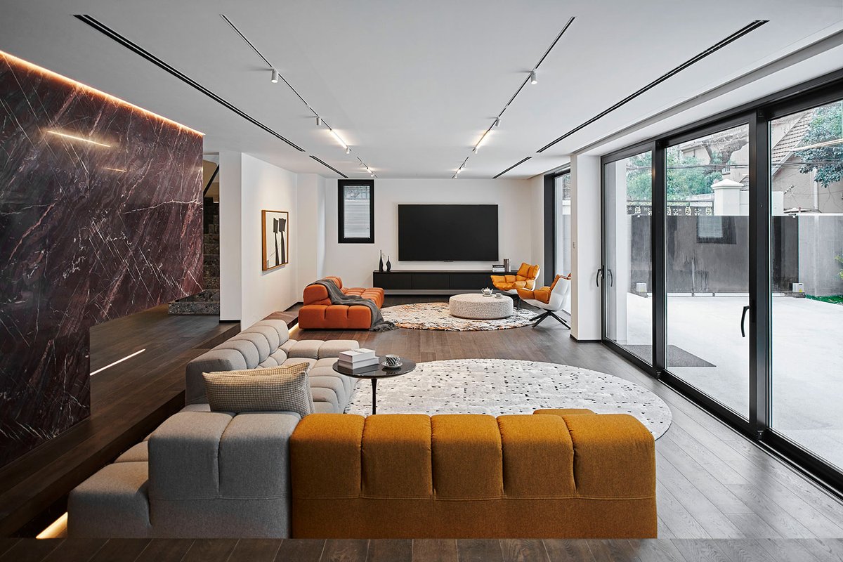 iGuzzini's tweet image. Kinnear 18, Shanghai, China

Architectural project: V10
Lighting project: V10
Photographer: Zuoya Studio
Products used: Low Voltage track, Palco Low Voltage, Superrail, InOut, Walky
 
Discover more: ow.ly/JHOv50M5x6z
 
#iGuzzini