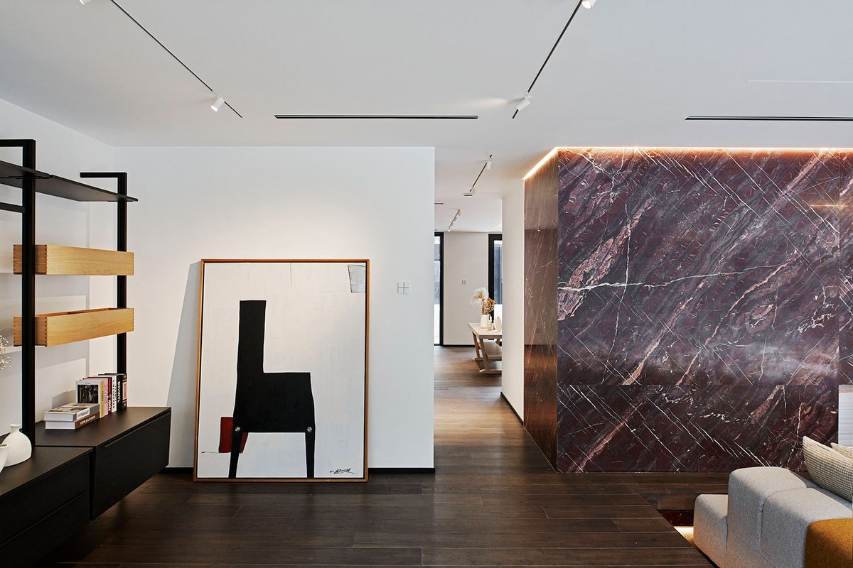 iGuzzini's tweet image. Kinnear 18, Shanghai, China

Architectural project: V10
Lighting project: V10
Photographer: Zuoya Studio
Products used: Low Voltage track, Palco Low Voltage, Superrail, InOut, Walky
 
Discover more: ow.ly/JHOv50M5x6z
 
#iGuzzini