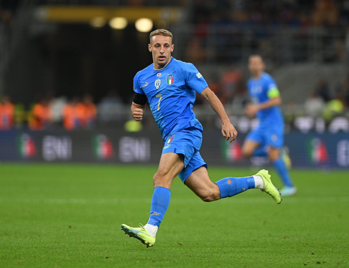 FabrizioRomano's tweet photo. Sassuolo CEO Carnevali: “We’ve been approached by Premier League clubs for Davide Frattesi. There are requests for him”, tells Sky. 🚨🇮🇹 #transfers

Born in 1999, Frattesi is one of the best midfielders in Serie A. Scored 4 goals in 15 games, he’s part of Mancini’s national team. https://t.co/T8wxREAtgi