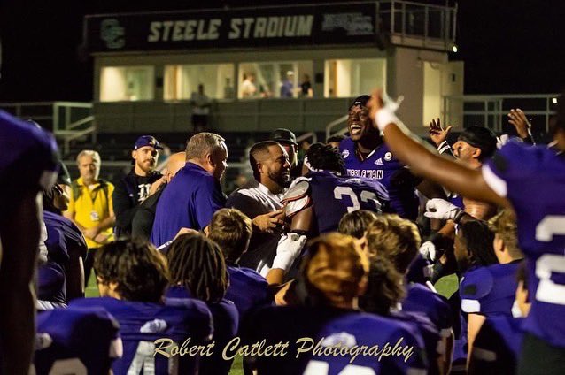 CoachYoung41's tweet photo. 2022… Thank You…

Many Lessons Learned…

2023… We got Motion… 

Love this Purple and White life… 🤍💜

#DIGIN #CLIMB #ONEHEARTBEAT https://t.co/9rYz4sQ7s7