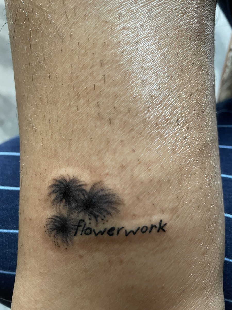 bangtan_211's tweet photo. Indigo changed my life! The moment I heard wildflower I just knew that I need to have a tattoo. The song is unlike anything else. I wanted the design to have a figure representing both a flower/firework, along with the word flowerwork!
#indigo #IndigoByRM #wildflower #flowerwork https://t.co/Fl5Q1og7k6