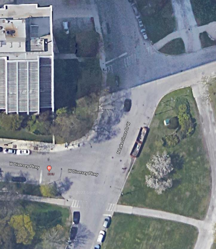 CYimby's tweet photo. When?
This intersection annoys me so much. It's not even a busy area for cars, but is for pedestrians as it's along the park.
What intersection annoys you the most? https://t.co/bZ6rPEdmjV