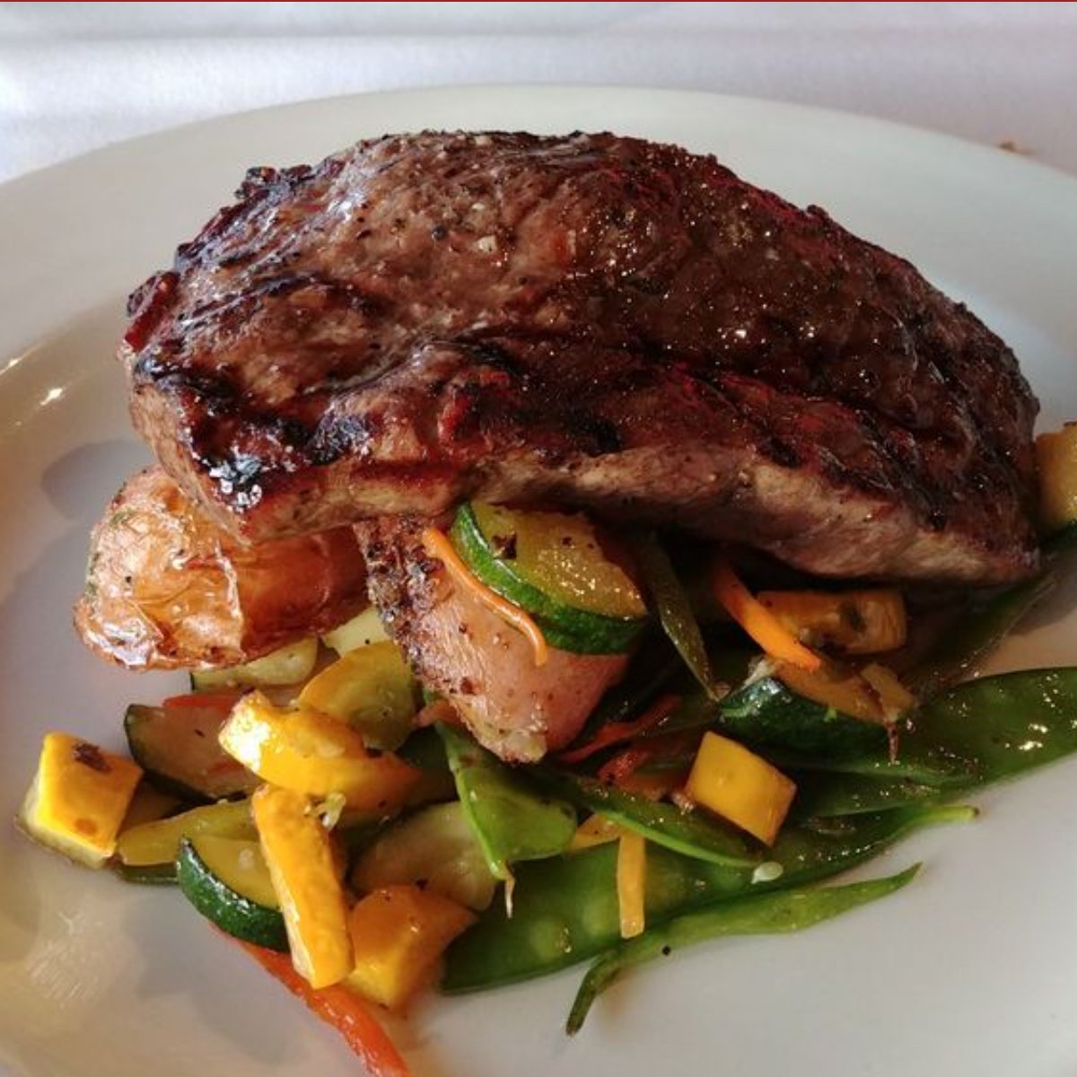 sandstonegrill's tweet photo. We know life has a way of keeping you on the go. As this year draws to a close, we'll ensure you don't go hungry! https://t.co/rTOB34gXhI