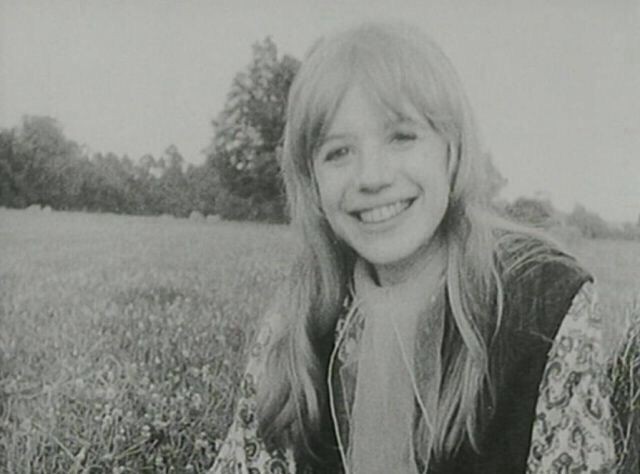 Happy 76th birthday to Marianne Faithfull! 