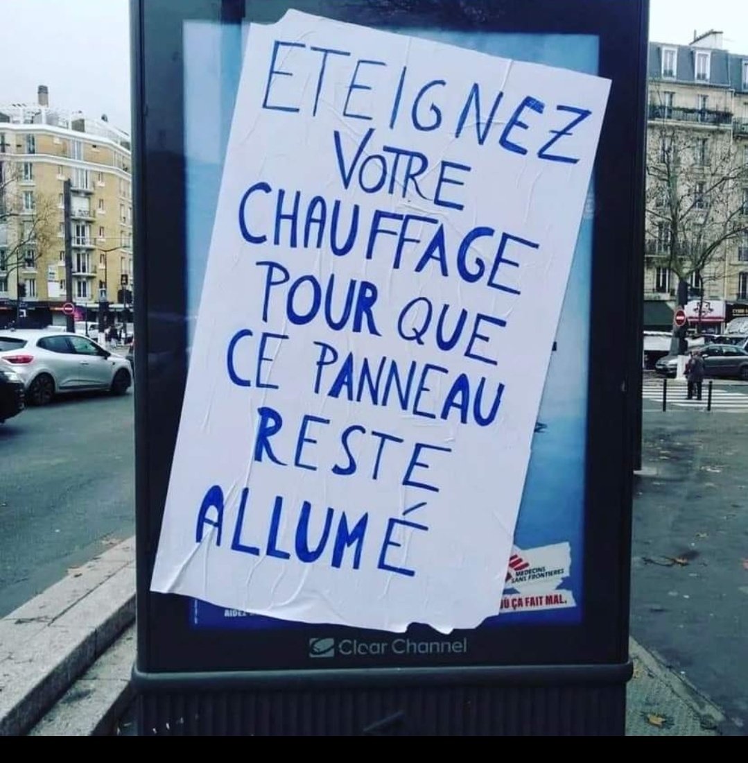 Echangesclimat's tweet photo. On ne peut pas demander aux gens de faire des efforts difficiles s'ils sont témoins de gaspillage en bas de chez eux.

Même si éteindre ces panneaux générerait des économies modestes, il ne faut pas sous estimer la portée des symboles. https://t.co/cyosNvfsR4