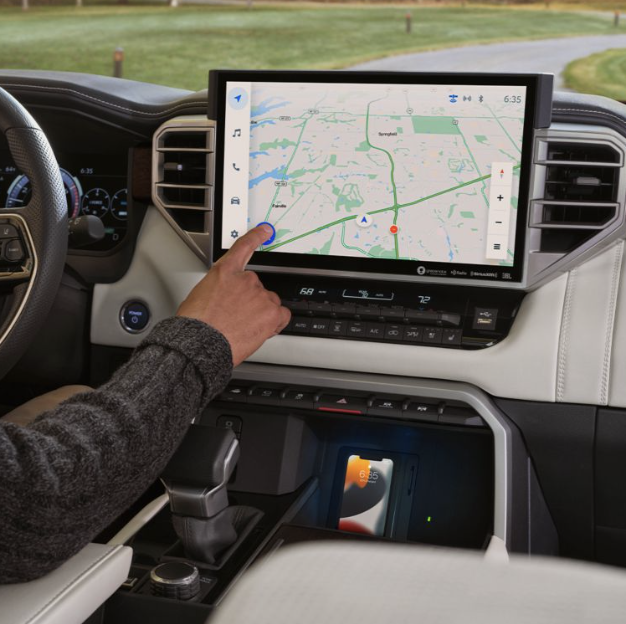 EmpireToyotaNY's tweet photo. The Toyota navigation system will help you make it to all of your New Years plans!
.
.
.
#EmpireToyota #EmpireAuto #ToyotaUSA #Toyota #ToyotaTechnology #Navigation #Sedan #SUV #Truck #New #Used #Finance #Lease #Buy https://t.co/vnEK1kmKfM