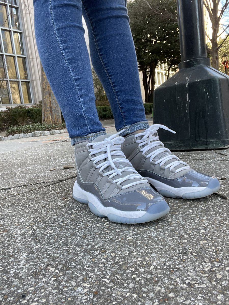 Icy!! #kotd 
AJ 11s Cool greys 
#mysneakersaredope