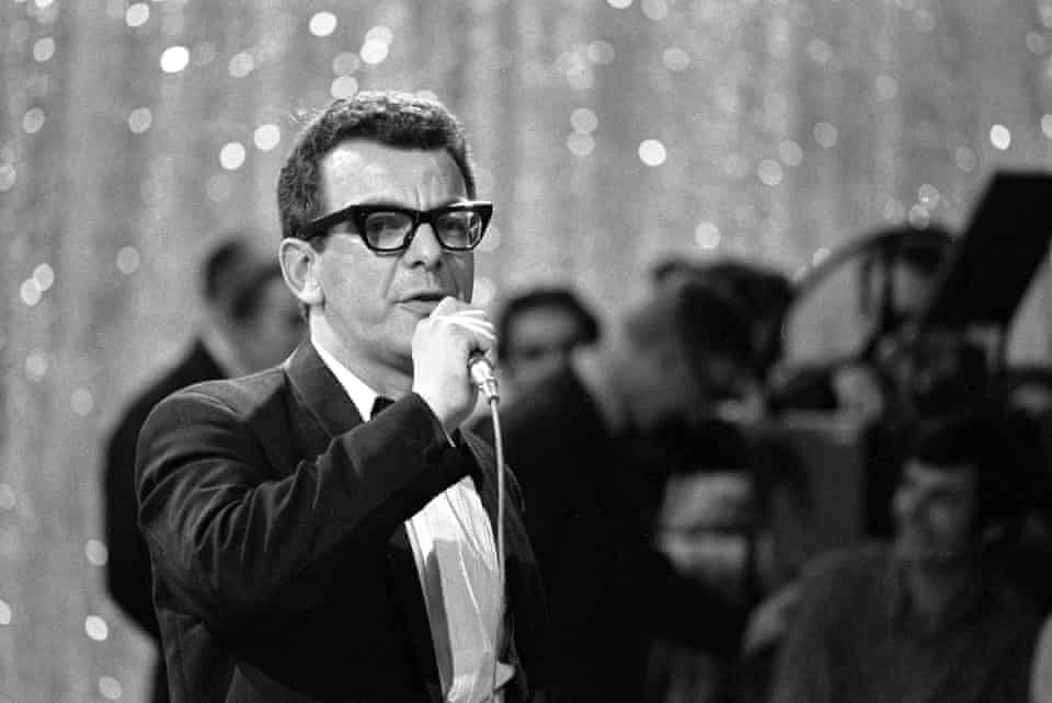 Dear Fans / Friends of Barry Cryer! I'm starting a project in 2023 that will celebrate the old boy in time for what would have been his 88th birthday. I need any unseen photos, clippings or general Baz ephemera that you might have. I'd love to hear from you. Bob x #celebratebaz