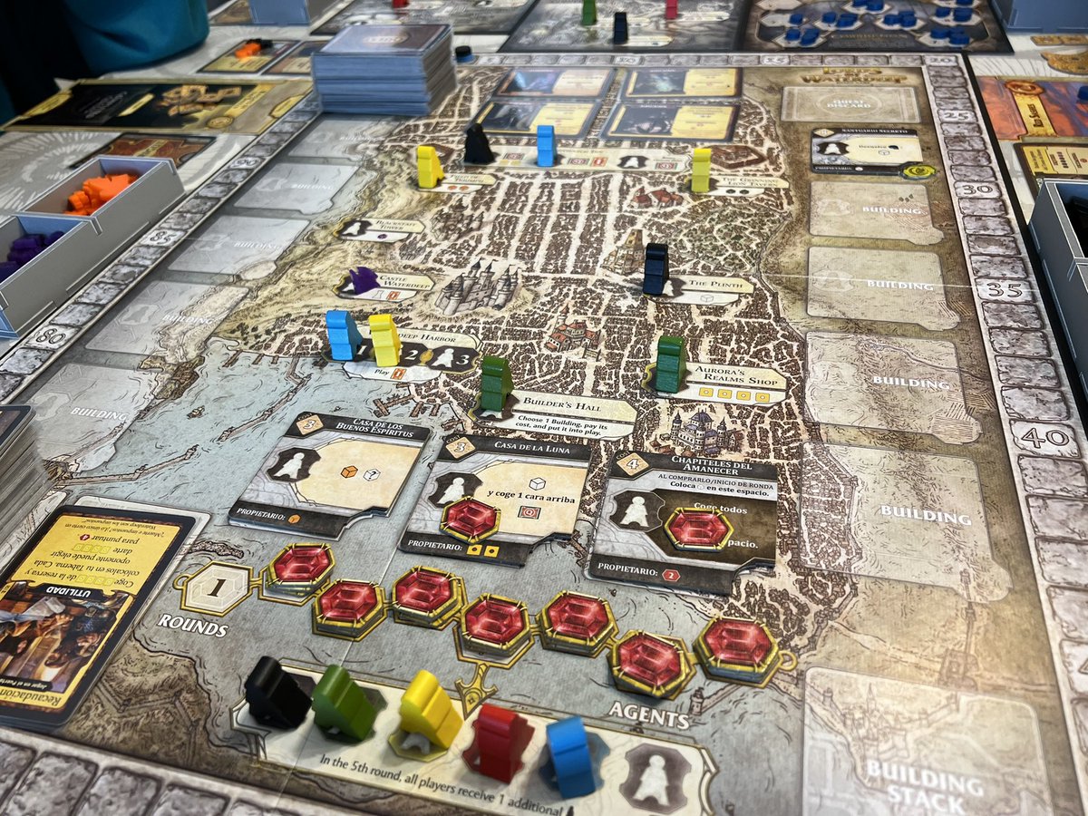Partidaza al Lords of Waterdeep a 5j con los dos módulos de la expansión. Pasan los años y sigue siendo de mis juegos favoritos. Uno de los euros medios top de mi colección.
<a href="/CiudadanoMeeple/">Ciudadano Meeple</a>