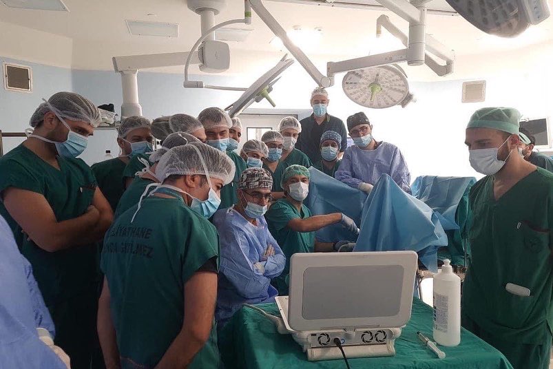 nurettin_yiyit's tweet photo. Başakşehir Çam ve Sakura Şehir Hastanesi olarak Üroloji Kliniğimiz ile Türk Üroloji Akademisin düzenlediği "Transperineal Prostat Biyopsi Kursu”nu gerçekleştirdik.
#üroloji #TürkÜroloji #mesane #PROSTAT #TRANSPERİNEAL #BİYOPSİ #LAZERABLASYON
#TPLA #prostatbiyopsisi https://t.co/vWlN0dKNbM