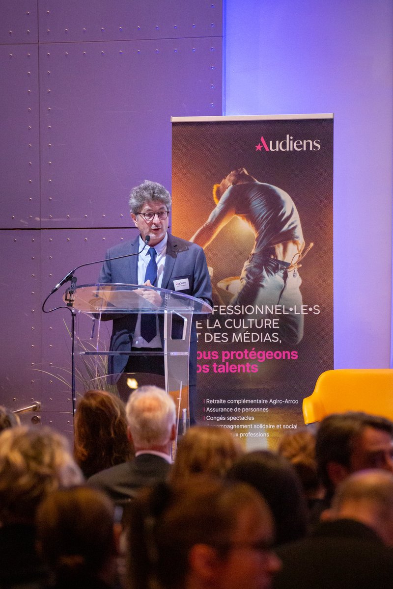 GroupeAudiens's tweet image. Présentée par Edouard de Hennezel et introduit par Frederic Olivennes, la soirée s’est axée sur la question du recours aux dispositifs de soutien aux #aidants à travers la présentation d’une étude inédite par Thierry Calvat et une table ronde passionnante et constructive.