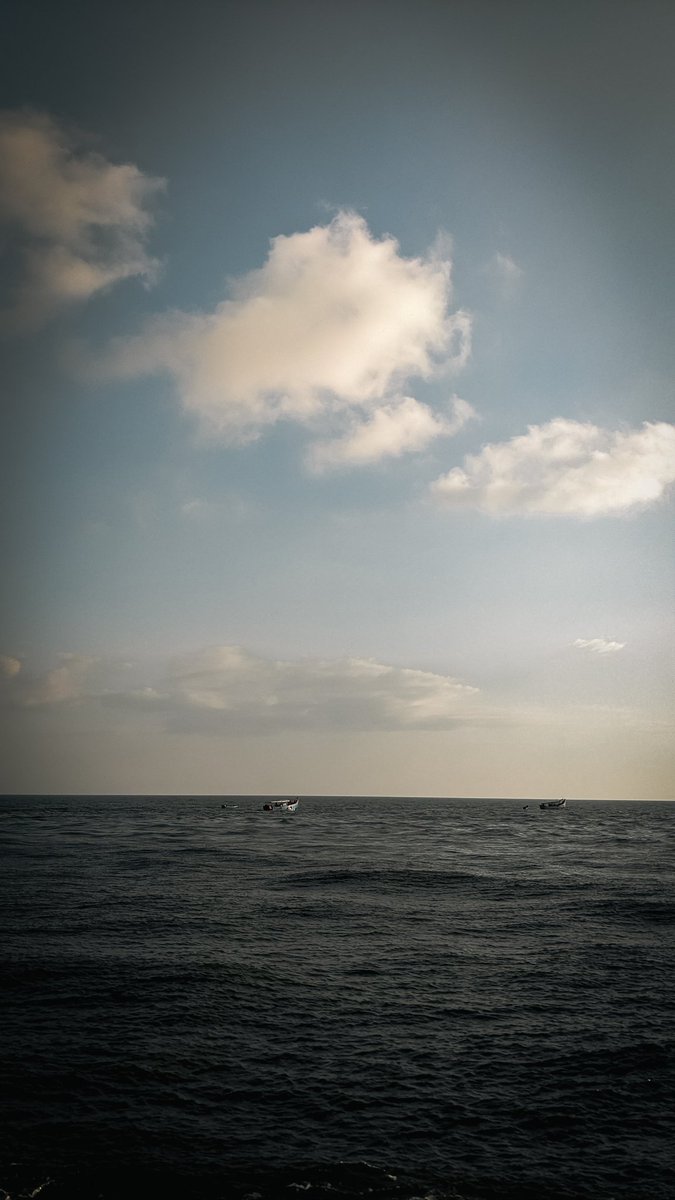 Pranay0005's tweet photo. Moments from Kerala by @madebygoogle  ✨❤️
#pixel4a #pixelphotography https://t.co/IJFmE9sjqr