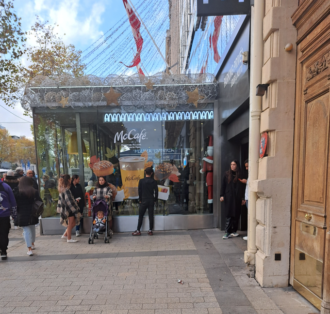 FlKPdVYX0AIrsqn?format=png&name=small