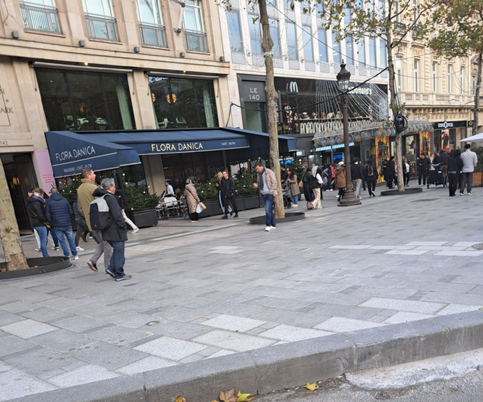 FlKPiroXwAEvAdF?format=png&name=small