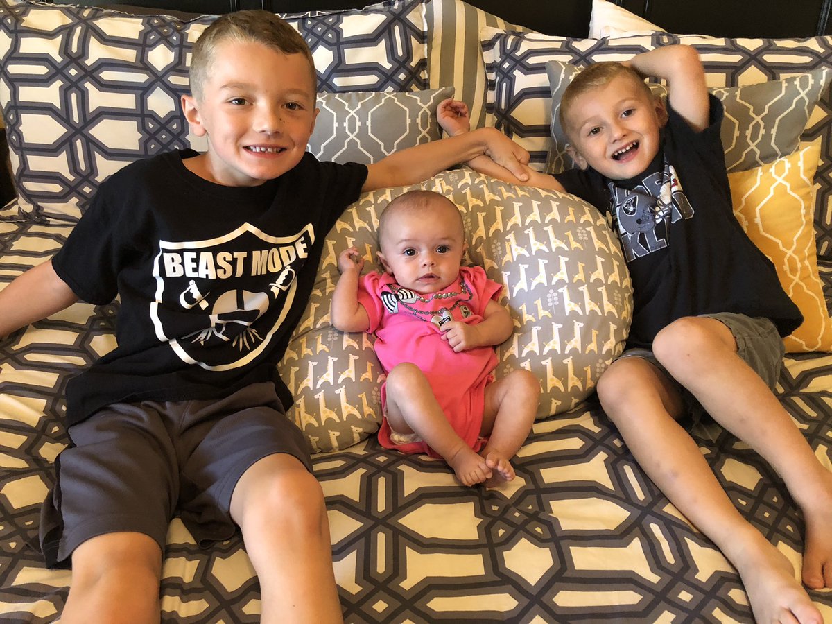 WoodyCliffords's tweet photo. Happy #TBThursday #RaiderNation 
No Matter which side of the #CarrWars you are on it is going to be Exciting Times on #RaiderTwitter https://t.co/ZniHOvb49b