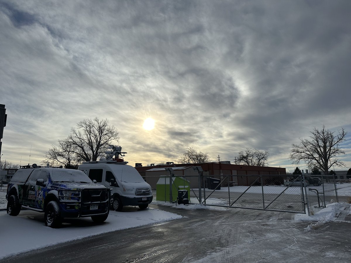 BrianDePalo's tweet photo. I love snowy days like this; the cloudscape with morning sun makes it look incredible! #cowx #squatchout #cos #snowfall https://t.co/DqppK2j2ka