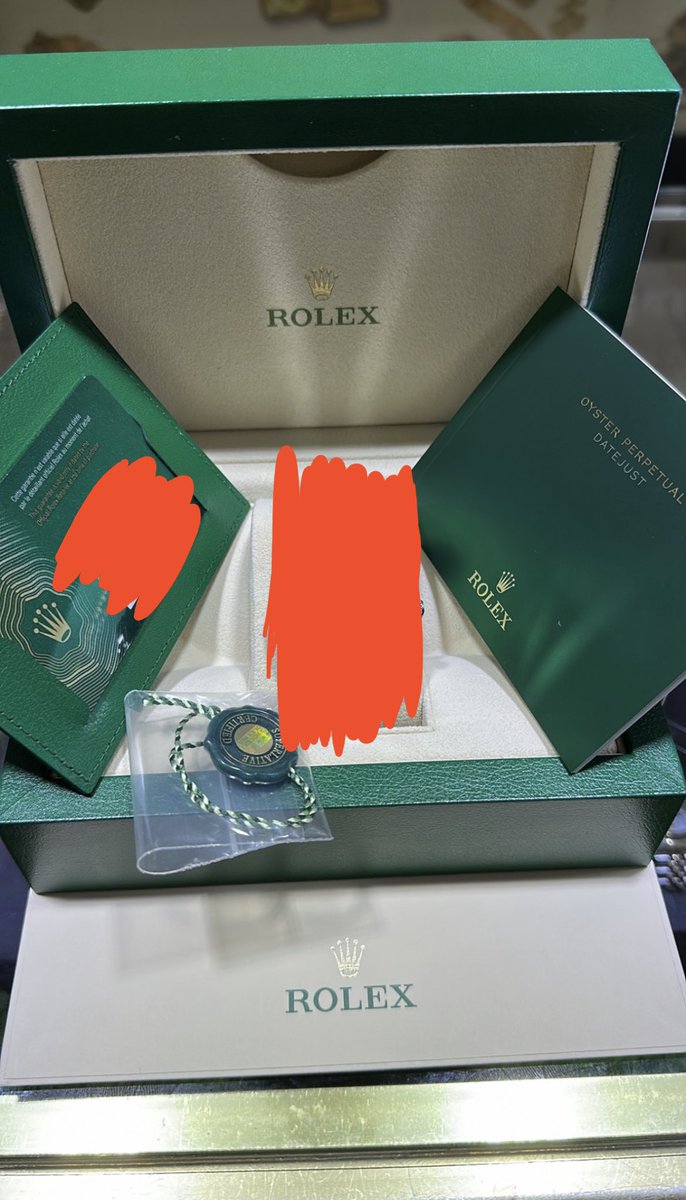 Luke Belmar 👽 tweet media