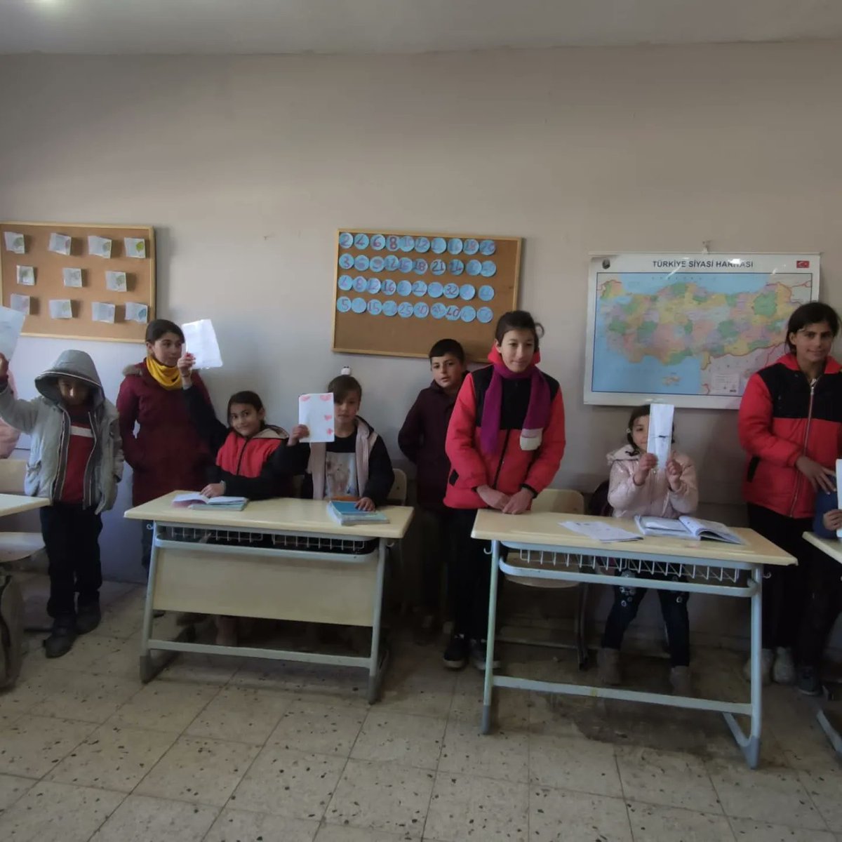 Dkayailkorta's tweet photo. ERBAP kapsamında 6/A sınıfı öğrencilerimizin hazırlamış olduğu sosyal sorumluluk ve gönüllülük projesi.
@tcmeb
@Erzurum_Mem 
@skaygusuz 
@Karayazimem 
@muhliscicek25 https://t.co/5gHRrT13Pv