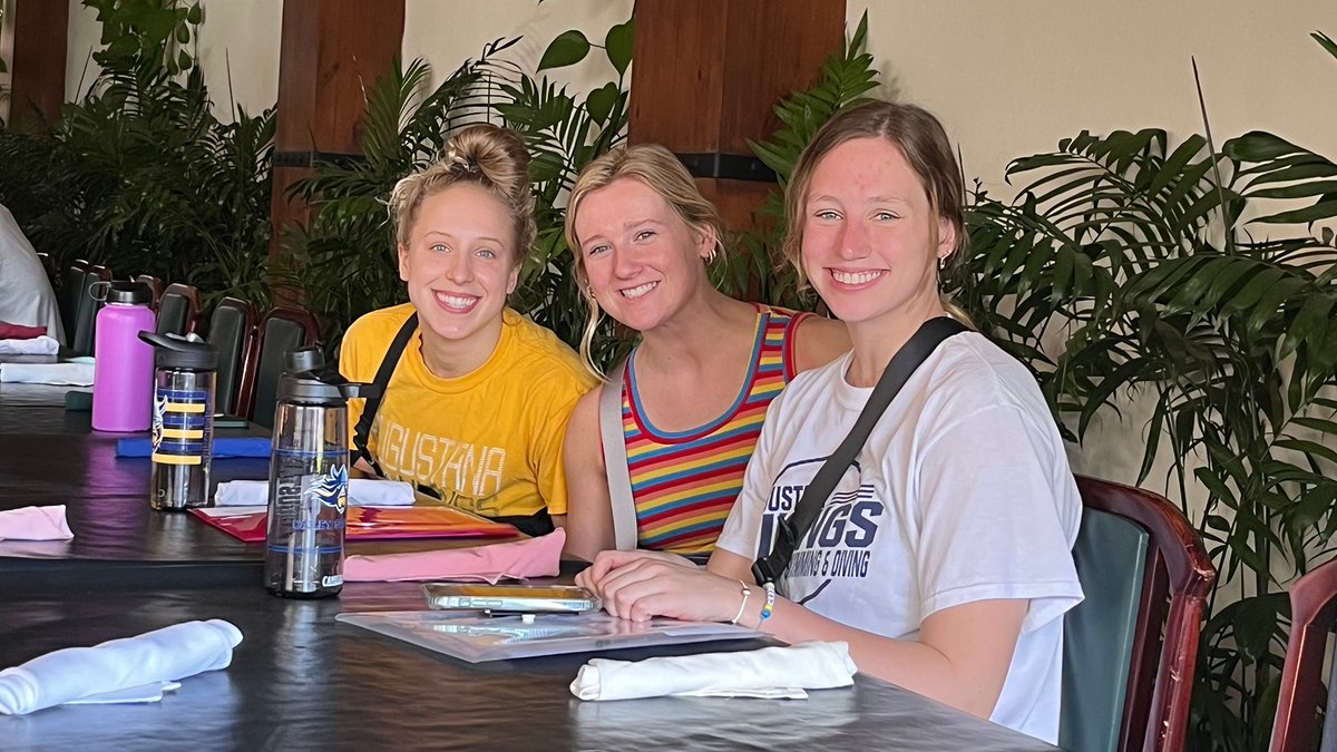 AugieSwim's tweet photo. We're in Costa Rica! 

Follow along as @cailey_scott blogs about our trip that includes an exercise science class, training and entertainment. 

Full Blog 📝: https://t.co/zEymzNCVnT

#BuildingChampions https://t.co/nt2hBcSiTy